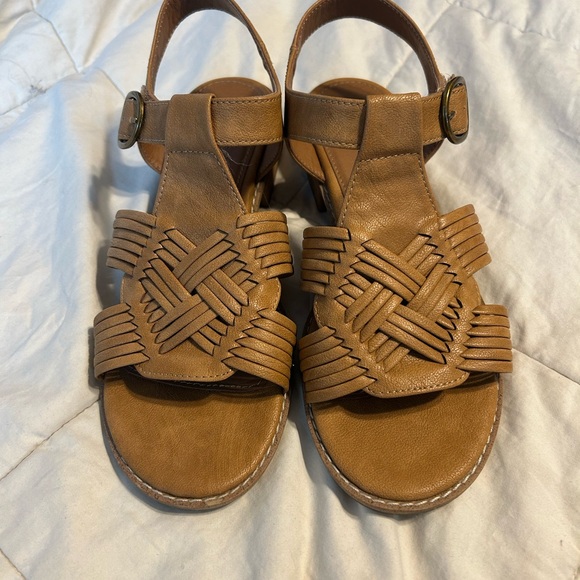 Tan Stylish Sandals - Picture 1 of 9